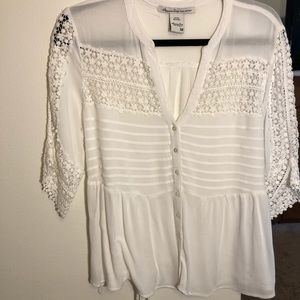White light and airy lace designed shirt